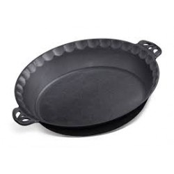 CAMP CHEF 10" CAST IRON PIE...